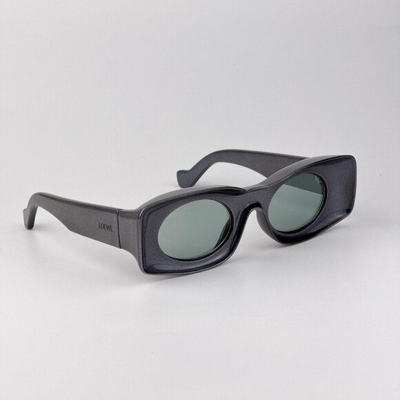 Loewe Paula’s Ibiza LW40033I Sunglasses – Metallic Grey Silver | Model LW40033I - Picture 4 of 11